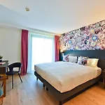 La Port D'antibes & Ξενοδοχείο 4*