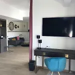 Ξενοδοχείο La Port D'antibes & 4*