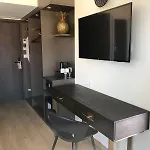 Ξενοδοχείο La Port D'antibes & 4*