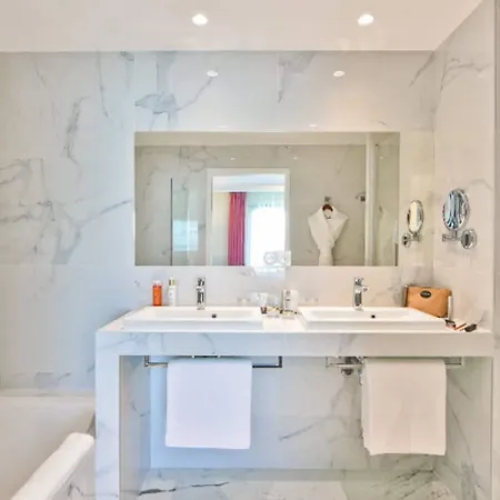 Hotell La Port D'antibes & Antibes