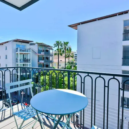 La Port D'antibes & Hotell