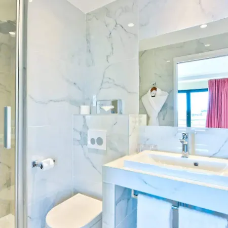 La Port D'antibes & 4*