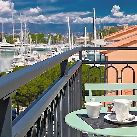 La Port D'antibes & Ξενοδοχείο