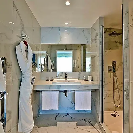 La Port D'antibes&spa Antibes